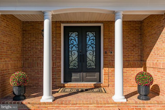 20141 BLACK DIAMOND PL, Ashburn, VA 20147