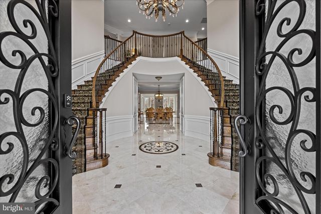 20141 BLACK DIAMOND PL, Ashburn, VA 20147