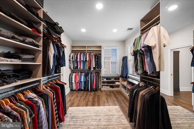 20141 BLACK DIAMOND PL, Ashburn, VA 20147