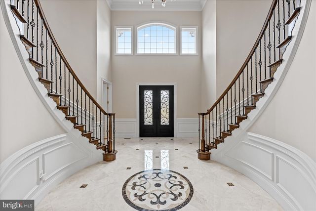 20141 BLACK DIAMOND PL, Ashburn, VA 20147