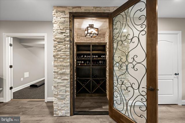 20141 BLACK DIAMOND PL, Ashburn, VA 20147