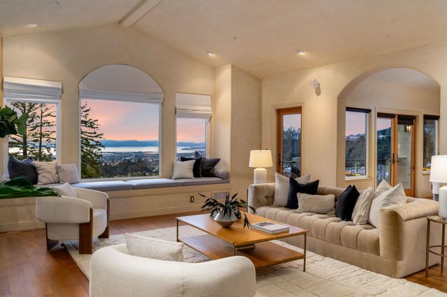 6257 Virgo Rd, Oakland, CA 94611