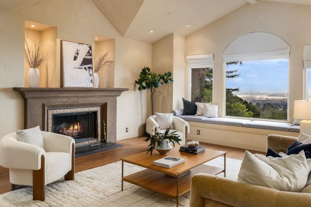 6257 Virgo Rd, Oakland, CA 94611