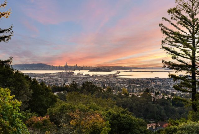 6257 Virgo Rd, Oakland, CA 94611