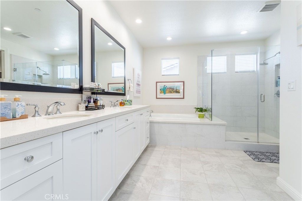 Image 20 of property listing at 20742 Pine Cone Circle, Porter Ranch, CA 91326