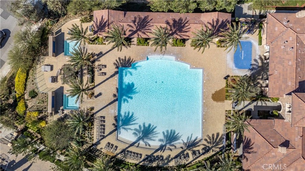 Image 38 of property listing at 20742 Pine Cone Circle, Porter Ranch, CA 91326