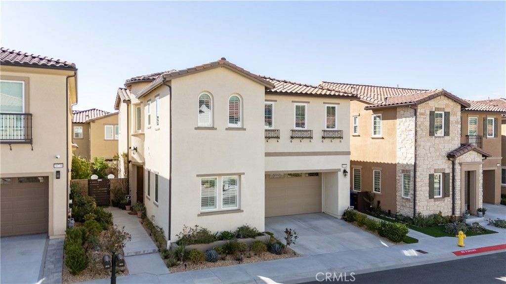 Image 42 of property listing at 20742 Pine Cone Circle, Porter Ranch, CA 91326