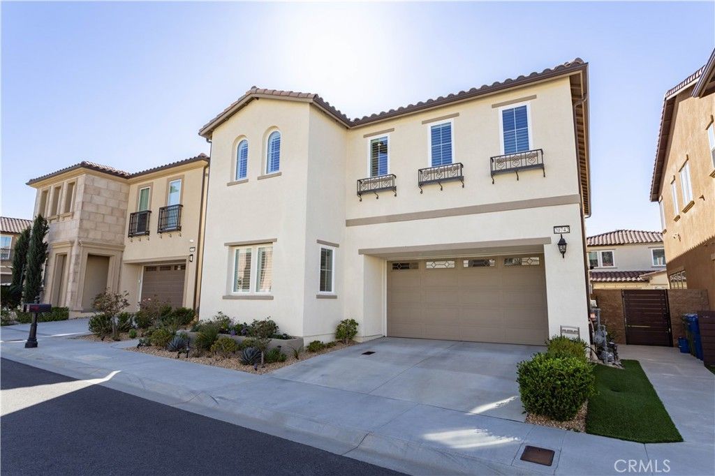 Image 45 of property listing at 20742 Pine Cone Circle, Porter Ranch, CA 91326