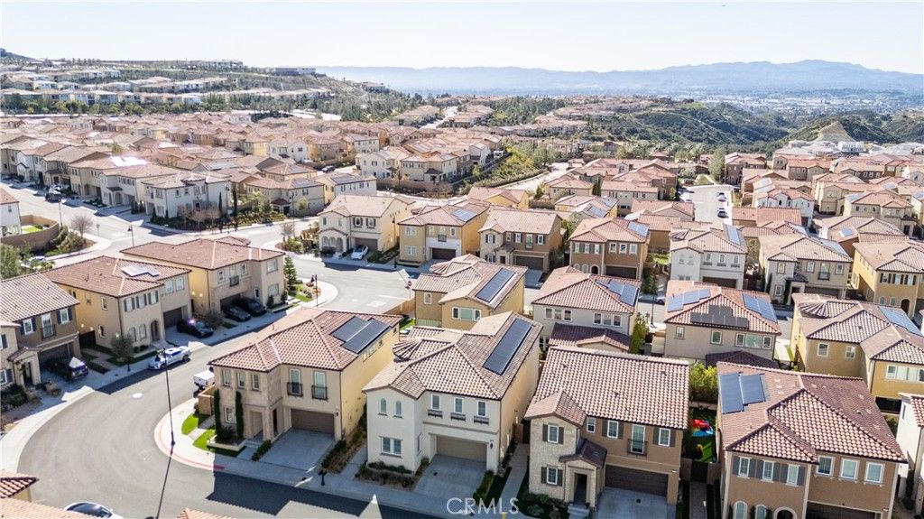 Image 46 of property listing at 20742 Pine Cone Circle, Porter Ranch, CA 91326