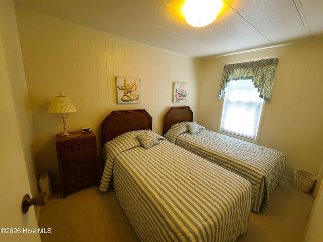 308 W Bogue Boulevard, Atlantic Beach, NC 28512