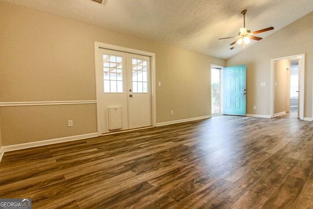 2745 Highland Ridge NW, Kennesaw, GA 30152