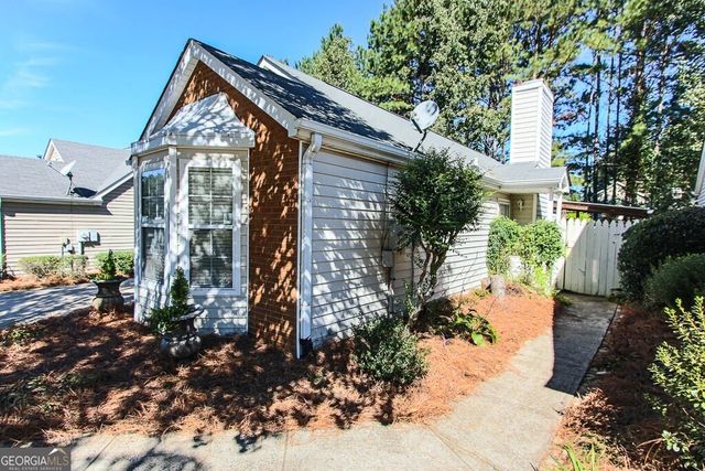 2745 Highland Ridge NW, Kennesaw, GA 30152
