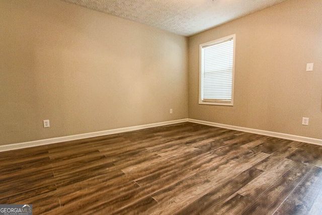 2745 Highland Ridge NW, Kennesaw, GA 30152
