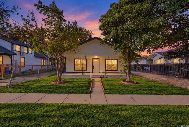 111 BARRETT AVE, San Antonio, TX 78214