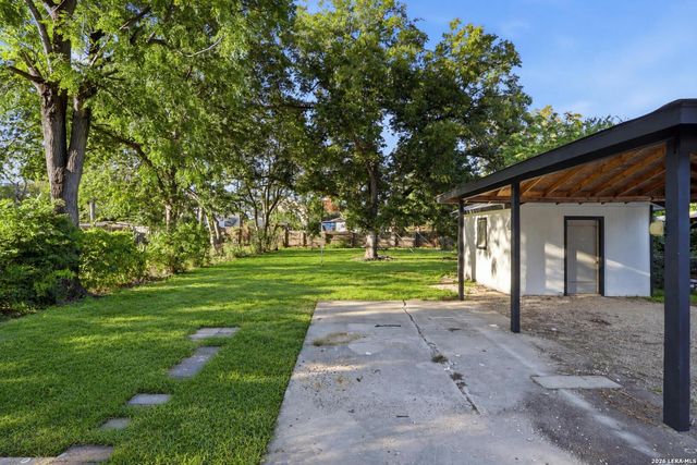 111 BARRETT AVE, San Antonio, TX 78214