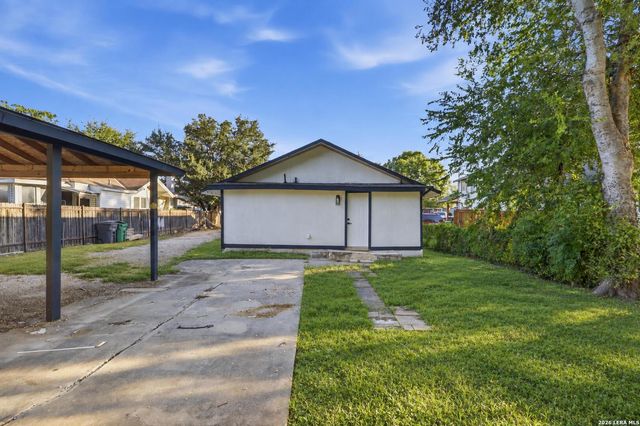 111 BARRETT AVE, San Antonio, TX 78214