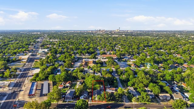 111 BARRETT AVE, San Antonio, TX 78214