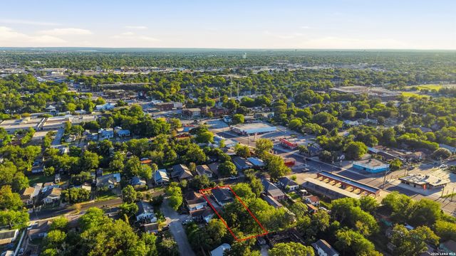 111 BARRETT AVE, San Antonio, TX 78214