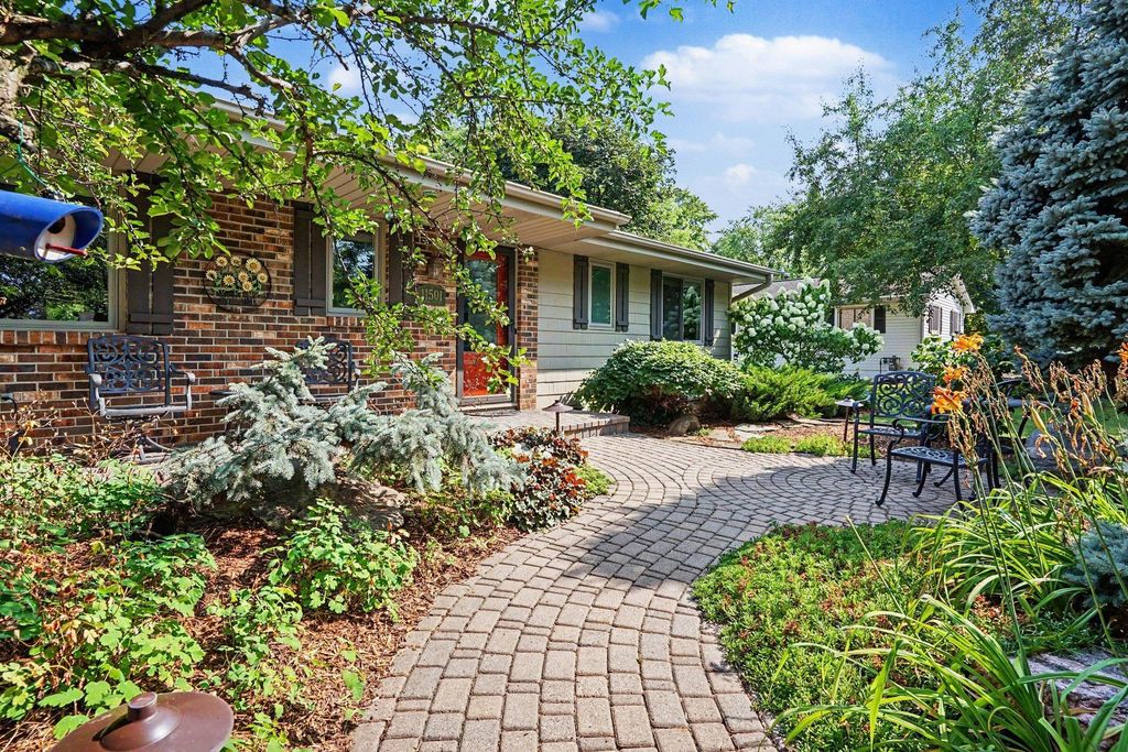11501 Keating Avenue, Burnsville, MN 55337 — photo 3