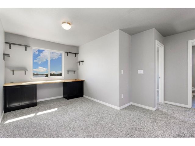 2480 Nicholson St, Berthoud, CO 80513