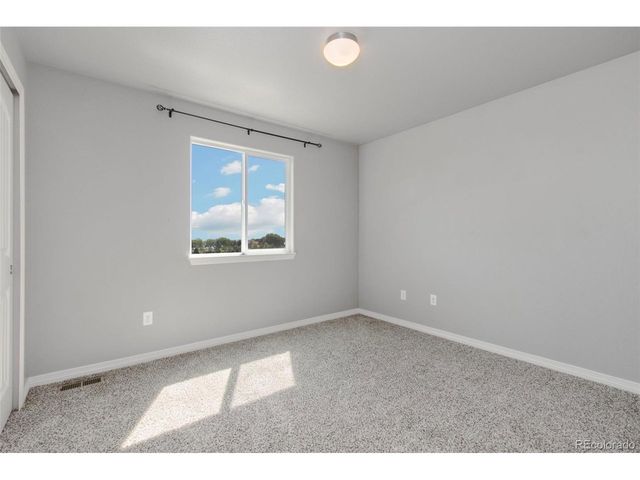 2480 Nicholson St, Berthoud, CO 80513