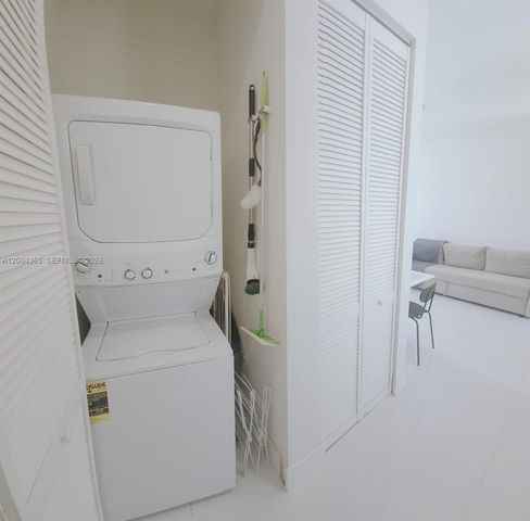 6611 NW 102nd Path 0, Doral, FL 33178