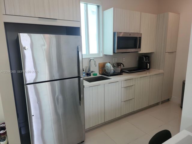 6611 NW 102nd Path 0, Doral, FL 33178
