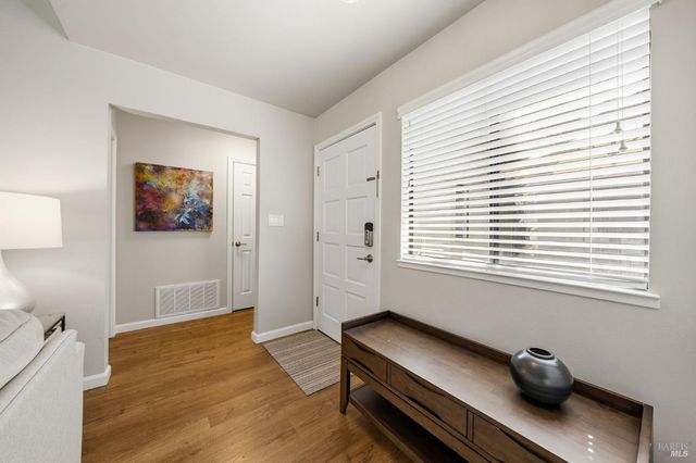 465 San Marin Dr, Novato, CA 94945