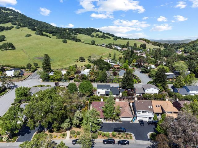 465 San Marin Dr, Novato, CA 94945