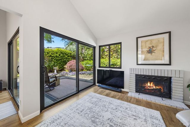 465 San Marin Dr, Novato, CA 94945