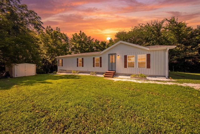 212 Primrose Lane, Clever, MO 65631