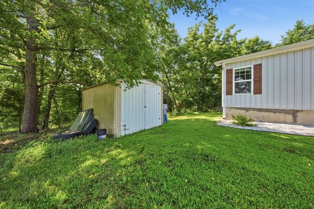 212 Primrose Lane, Clever, MO 65631