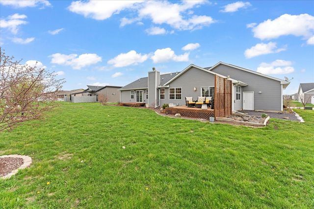 3503 S Deer Ridge Drive, Urbana, IL 61802