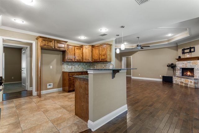 2312 Pittman Lane, Lindale, TX 75771