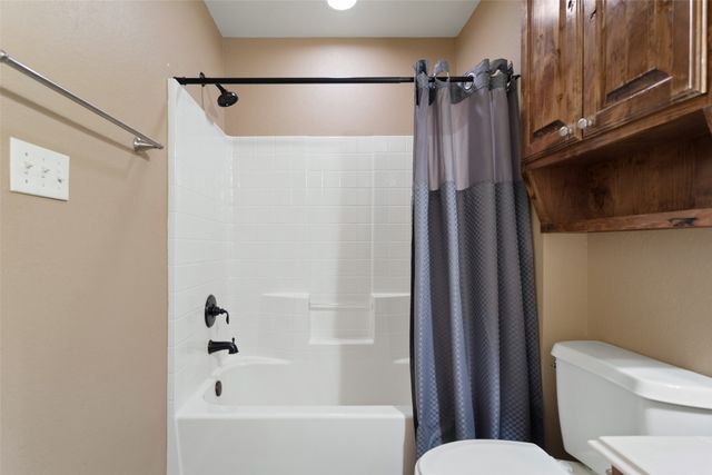 2312 Pittman Lane, Lindale, TX 75771