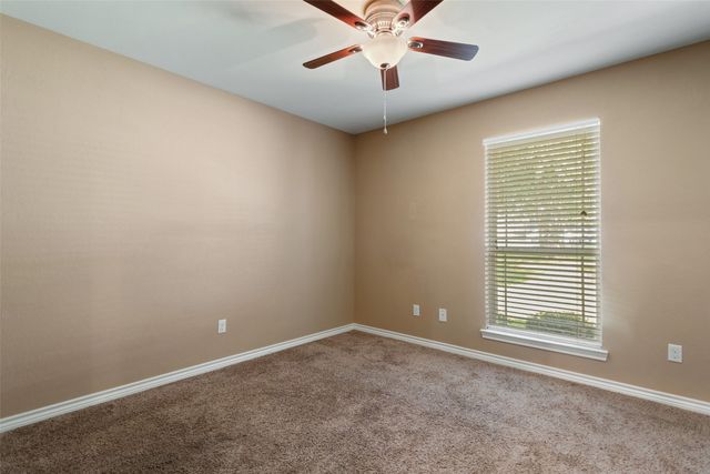 2312 Pittman Lane, Lindale, TX 75771