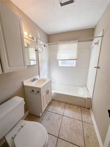 1339 NW Ferris, Lawton, OK 73507