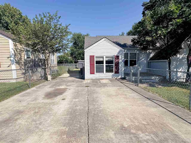 1339 NW Ferris, Lawton, OK 73507