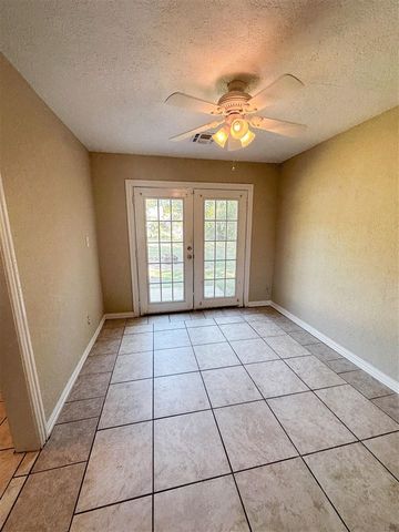 1339 NW Ferris, Lawton, OK 73507