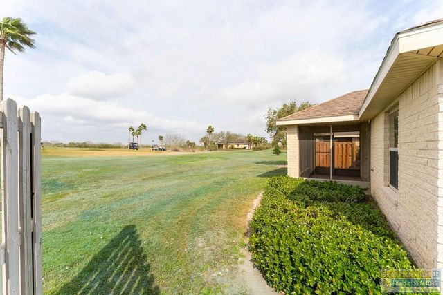 78 Bethpage Dr., Laguna Vista, TX 78578