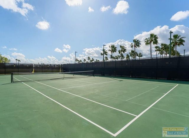 78 Bethpage Dr., Laguna Vista, TX 78578