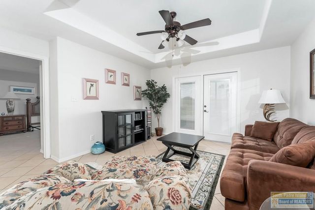 78 Bethpage Dr., Laguna Vista, TX 78578