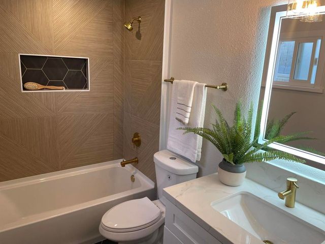 4509 38th St. B, San Diego, CA 92116