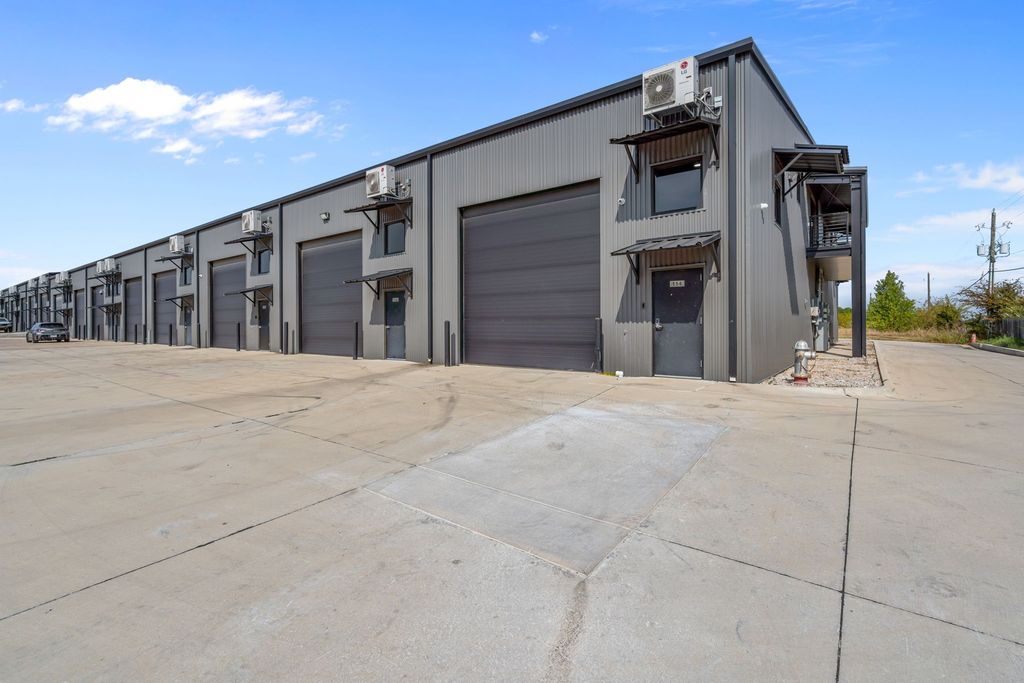 1400 N Las Vegas Trail 114, White Settlement, TX 76108