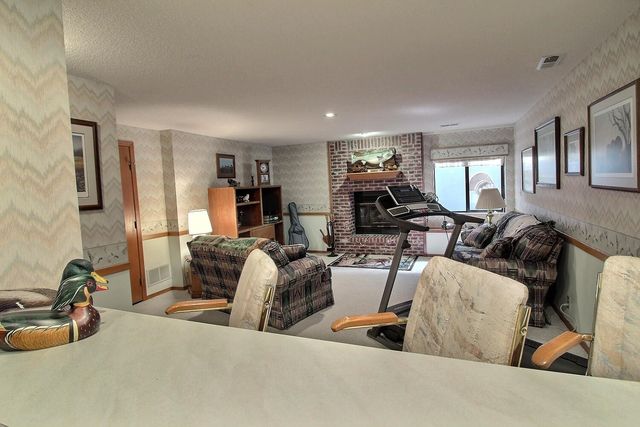 2634 Glacier DR, Wichita, KS 67215