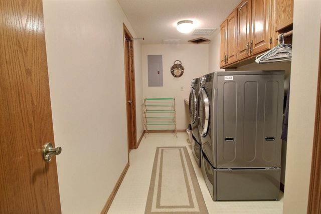 2634 Glacier DR, Wichita, KS 67215