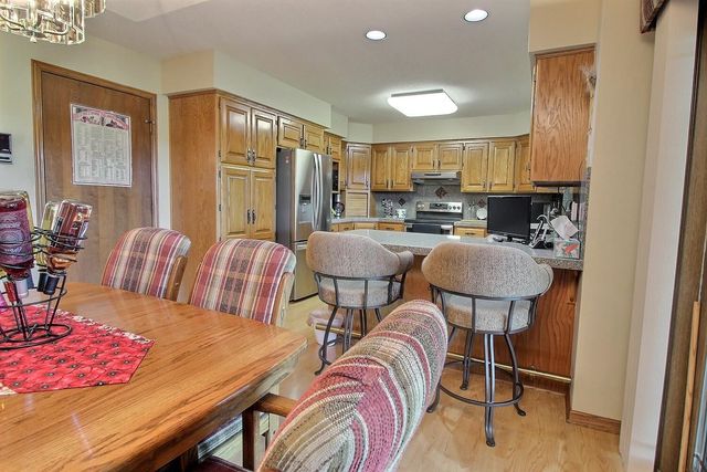 2634 Glacier DR, Wichita, KS 67215