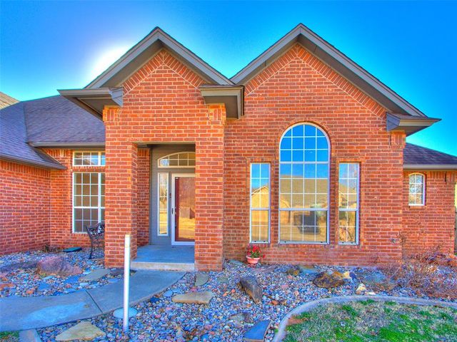 4116 Bristol Lane, Edmond, OK 73034