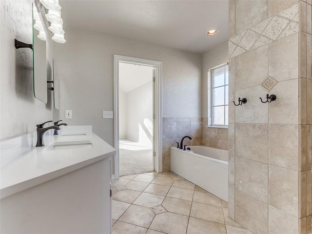 4116 Bristol Lane, Edmond, OK 73034