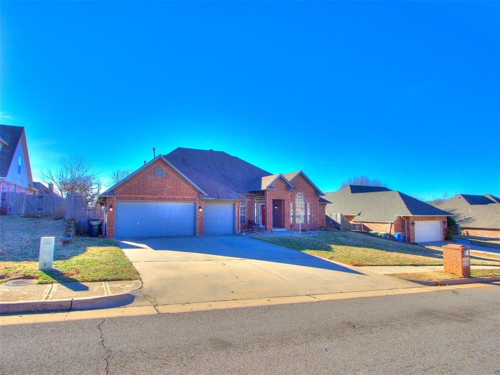 4116 Bristol Lane, Edmond, OK 73034